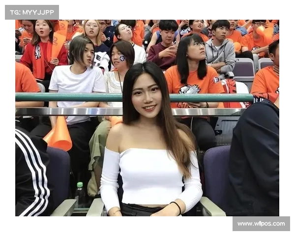 无锡球迷水蜜桃球服助阵,力克常州队喊响 “十三妹” 无锡球迷水蜜桃球服助阵,力克常州队喊响 “十三妹”